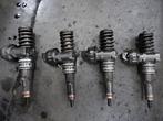 INJECTOR BRANDSTOF Volkswagen Passat (3C2) (038130073AG), Auto-onderdelen, Gebruikt, Volkswagen