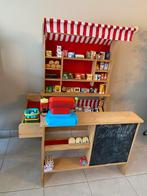 Houten winkeltje met attributen en kassa, Enlèvement, Utilisé