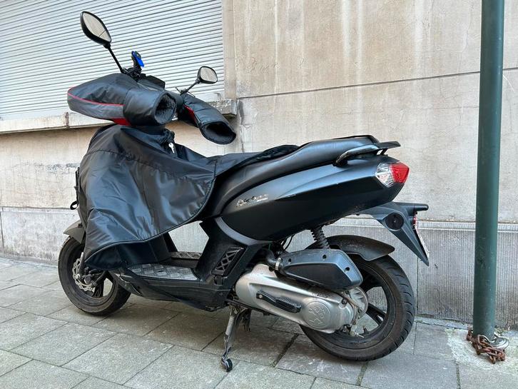 Peugeot Kisbee Class A, Fietsen en Brommers, Snorfietsen en Snorscooters, Zo goed als nieuw, Peugeot, Ophalen