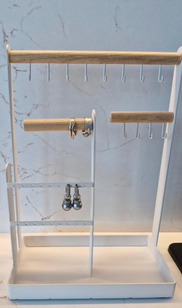 Juwelenhouder, Handtassen en Accessoires, Kettinghangers, Zo goed als nieuw, Wit, Ophalen of Verzenden