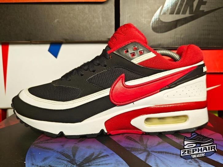 Nike Air Max Classic BW 'Varsity Red' EU41 2009, Kleding | Heren, Schoenen, Gedragen, Sneakers, Zwart, Ophalen of Verzenden