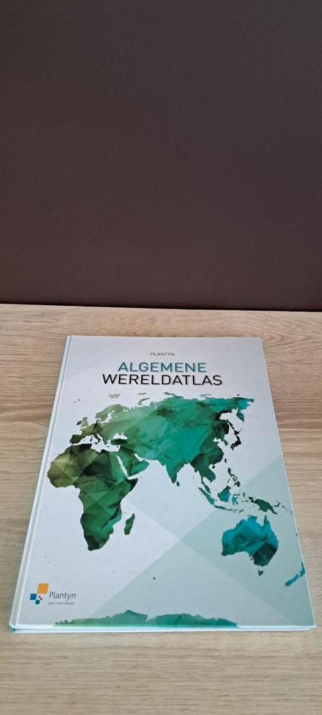 Plantyn Algemene Wereldatlas editie 2012, Boeken, Atlassen en Landkaarten, Ophalen of Verzenden