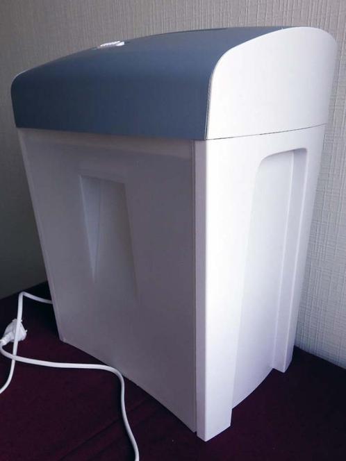 Papierversnipperaar: Quigg., Diversen, Bureau-accessoires, Gebruikt, Ophalen