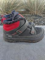 Warme, waterdichte schoenen van Quechua maat 32, Kinderen en Baby's, Kinderkleding | Schoenen en Sokken, Ophalen, Gebruikt, Jongen of Meisje