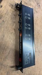 3-wegs stereo crossover, Muziek en Instrumenten, Effecten, Ophalen, Zo goed als nieuw