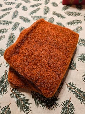 châle. Lindex. Orange. Alpaga., Taille 38/40 (M), Enlèvement ou Envoi, Écharpe, Neuf