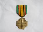 Médaille militaire du combattant de la guerre 1940-1945., Enlèvement ou Envoi, Ruban, Médaille ou Ailes