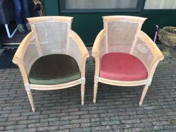 mooie stoelen  beschikbaar voor biedingen