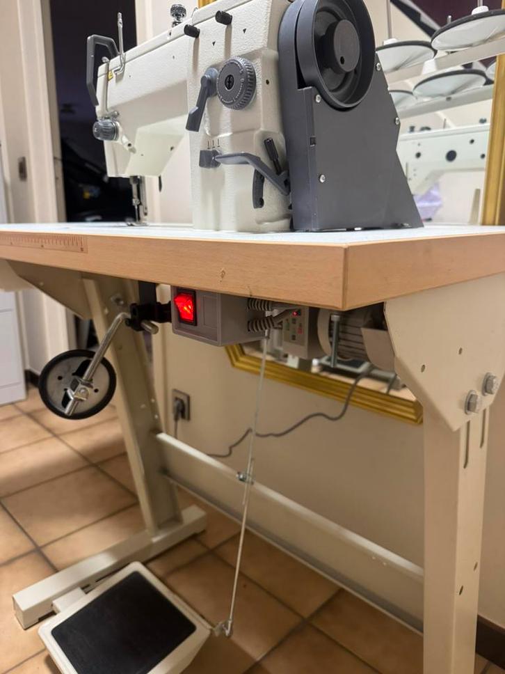 Pfaff 114 zo goed als nieuwe, Hobby en Vrije tijd, Naaimachines en Toebehoren, Zo goed als nieuw, Pfaff, Ophalen