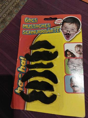 Set van 6 zelfklevende snorren / Eddy Toys beschikbaar voor biedingen