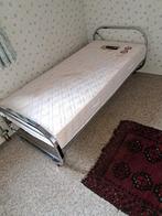 Lit métallique vintage, Maison & Meubles, Chambre à coucher | Matelas & Sommiers, Enlèvement, Utilisé, Une personne, Sommier
