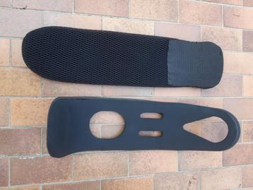 Zit voor ligfiets. Alu plaat , rubber foam en kussen. beschikbaar voor biedingen