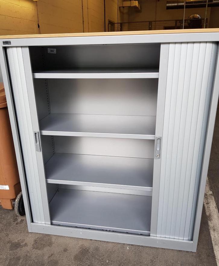 Lichtgrijze professionele metalen kast, Huis en Inrichting, Woonaccessoires | Etagères, Zo goed als nieuw, Ophalen of Verzenden