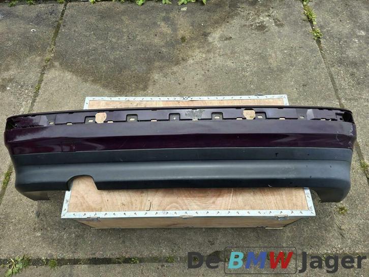 Achterbumper paars BMW 3-serie Compact E36 51129067249, Auto-onderdelen, Carrosserie, Bumper, BMW, Achter, Gebruikt, Ophalen of Verzenden