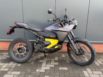Can-Am Origin Carbon Black 11KW - DEMO is nu beschikbaar beschikbaar voor biedingen