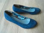 Sleehak schoen dames blauwe daim maat 38, Kleding | Dames, Schoenen, Blauw, Gedragen, Ballerina's, Ophalen of Verzenden