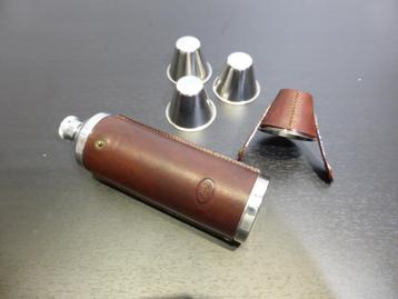 Zakfles beschikbaar voor biedingen