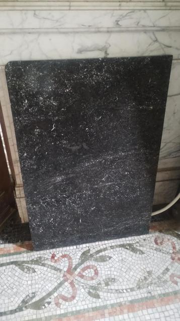 Marmeren plaat, wegens overlijden beschikbaar voor biedingen