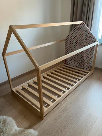 2 lits cabanes en pin bois massif, Enlèvement, Comme neuf