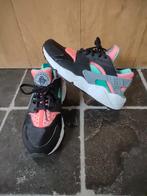 Nieuwstaat Nike Huarache, Ophalen, Zo goed als nieuw