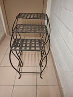 Bijzettafeltjes., Ophalen