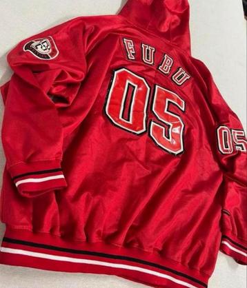 Fubu Athletics Hoodie L rood 1992 rugnr. 05 xl trui pullover beschikbaar voor biedingen