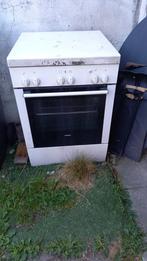 Gasfornuis met oven., Elektronische apparatuur, Ophalen, Gebruikt, 4 kookzones, Gas