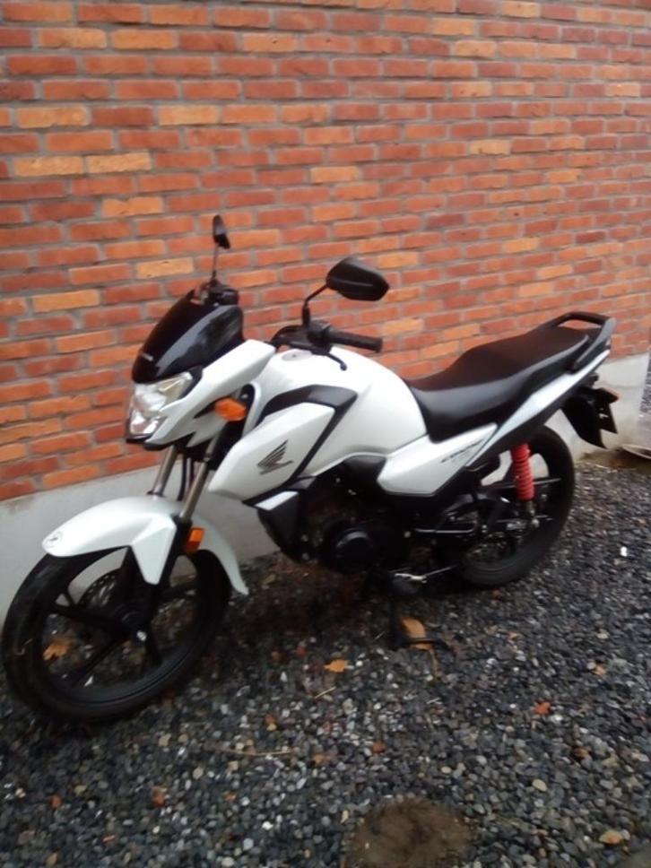 Honda CB125F superzuinig!, Motoren, Motoren | Honda, Particulier, Naked bike, 11 kW of minder, 1 cilinder, Minimaal motorrijbewijs A1