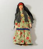 Poupée égyptienne en vêtements vintage faits à la main, 1960, Enlèvement ou Envoi, Comme neuf, Poupée