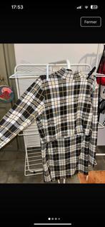Lot vêtements femme L, Vêtements | Femmes, Enlèvement, Comme neuf
