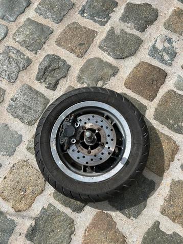 Piaggio zip voorwiel beschikbaar voor biedingen