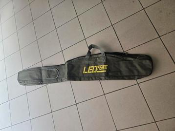 Opbergzak voor u vis gerief in te stoppen  beschikbaar voor biedingen