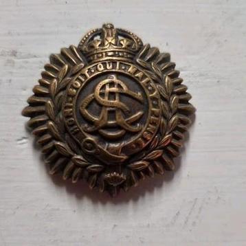 Badge met pet uit de Eerste Wereldoorlog van het Britse lege beschikbaar voor biedingen
