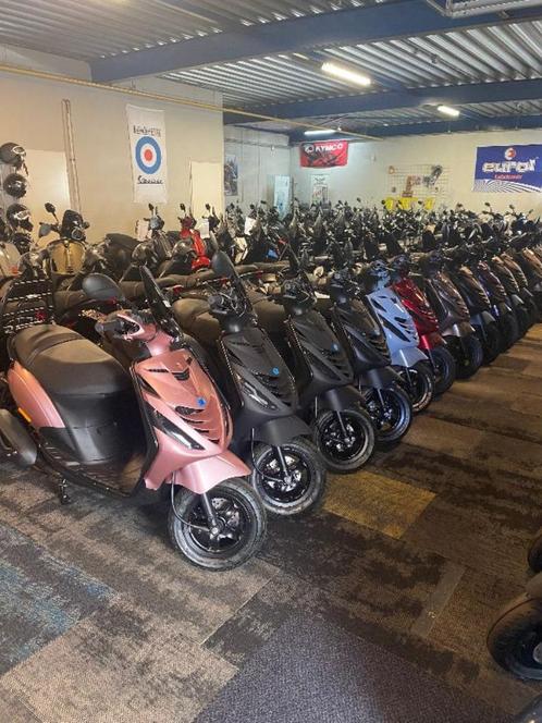 GROOTAANBOD: PIAGGIO ZIP 45KM BROM SPRINT KYMCO SPEEDFIGHT, Fietsen en Brommers, Scooters | Overige merken, Gebruikt, Klasse B (45 km/u)