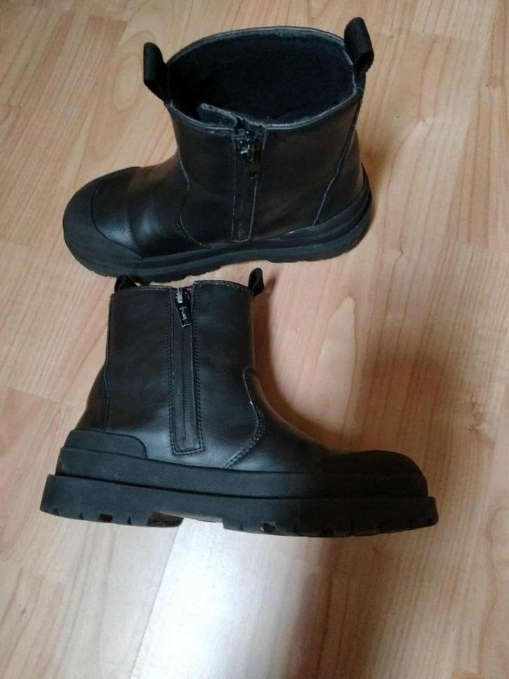zwarte laarzen maat 32 meisje H & M, Kinderen en Baby's, Kinderkleding | Schoenen en Sokken, Gebruikt, Laarzen, Meisje, Ophalen of Verzenden