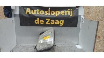 Koplamp rechts van een Opel Meriva beschikbaar voor biedingen