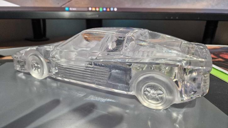 Ferrari Testarossa en cristal — 30 cm, 2,5 kg, Antiquités & Art, Curiosités & Brocante, Enlèvement ou Envoi
