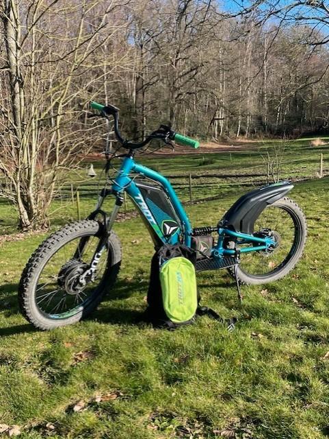 Trottinette électrique tout-terrain, Vélos & Vélomoteurs, Trottinettes, Comme neuf, Autres types, Enlèvement