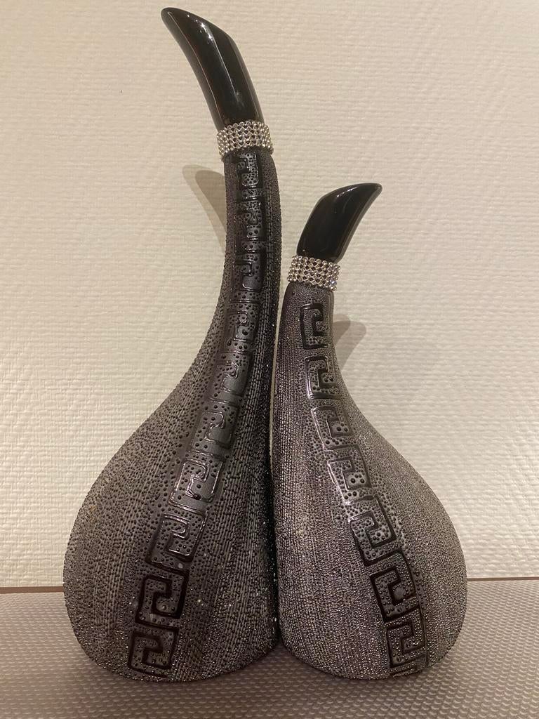 Vases décoratifs, Enlèvement