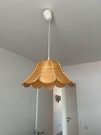 Rotan lampenkap met bloemvormige kap, Huis en Inrichting, Ophalen, Zo goed als nieuw