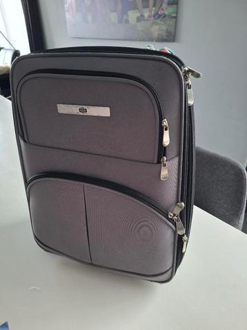  gratis handbagage, koffertje  beschikbaar voor biedingen