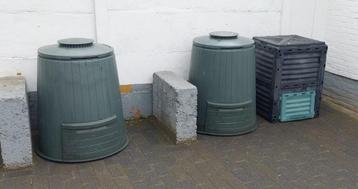  3 COMPOST BAKKEN  beschikbaar voor biedingen