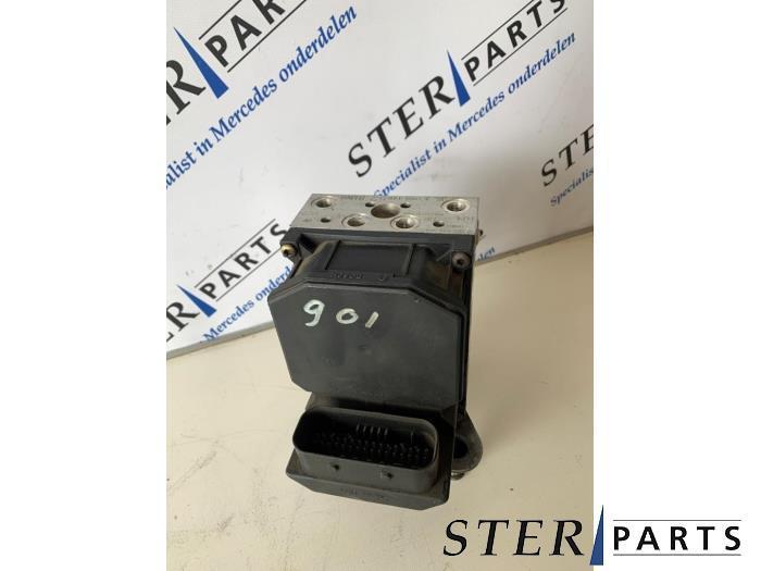 ABS Pomp van een Mercedes Sprinter, Auto-onderdelen, Elektronica en Kabels, Mercedes-Benz, Gebruikt, 3 maanden garantie, Ophalen of Verzenden