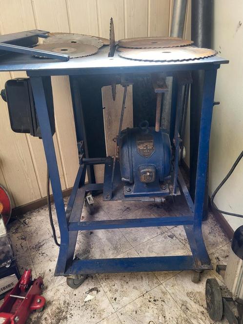 Professionele tafelzaag met extra zaagbladen., Doe-het-zelf en Bouw, Gereedschap | Overige machines, Zo goed als nieuw, Ophalen