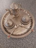Metalen koffiepotje op dienbord met 2 tasje en 2 lepeltjes, Ophalen of Verzenden