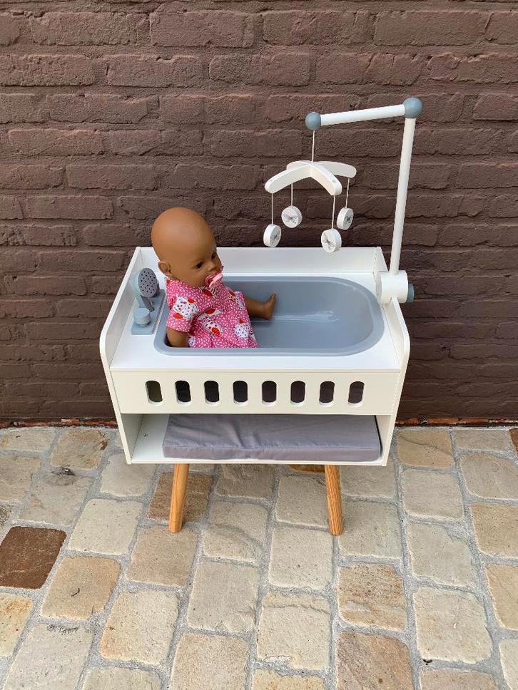 Table de soin pour poupées - Par Astrup, Enfants & Bébés, Jouets | Jouets en bois, Comme neuf, Meuble ou Kitchenette, Enlèvement ou Envoi
