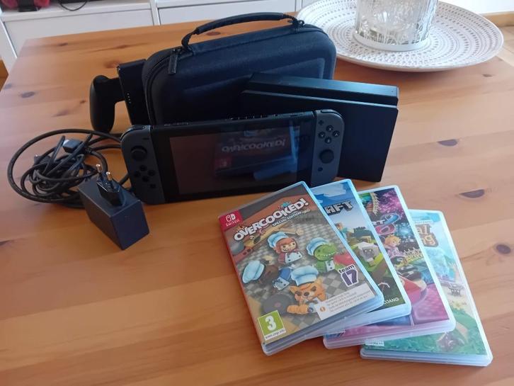 Nintendo Switch 1 - état impeccable, Games en Spelcomputers, Spelcomputers | Nintendo Switch, Zo goed als nieuw, Switch Original