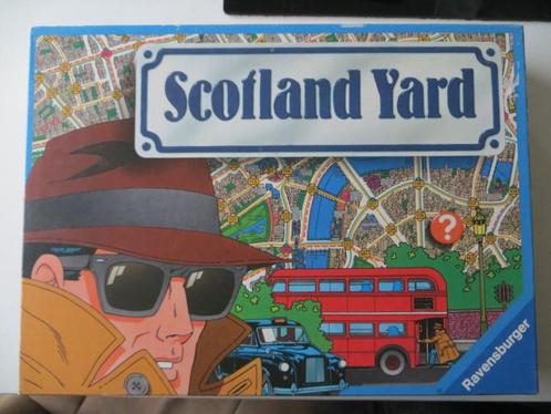 Scotland Yard - Ravensburger, Hobby en Vrije tijd, Gezelschapsspellen | Bordspellen, Zo goed als nieuw, Een of twee spelers, Drie of vier spelers