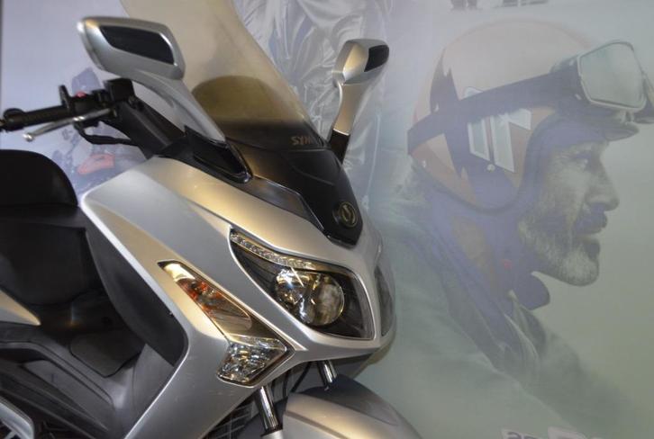 SYM GTS 300 I budget scooter met garantie in topconditie, Motoren, Motoren | Overige merken, Bedrijf, Scooter, 12 t/m 35 kW, 1 cilinder