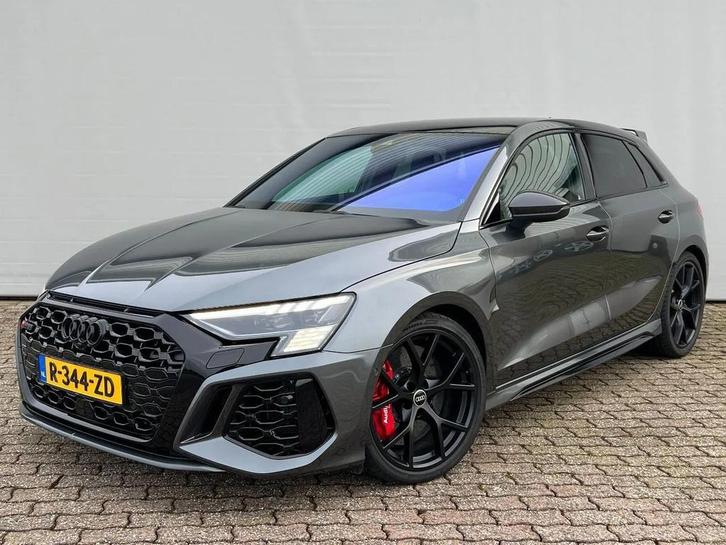 Audi RS3 Sportback 2.5 TFSI, VOL! Akrapovic, Keramisch, Carb, Auto's, Audi, Bedrijf, Te koop, RS3, 4x4, ABS, Achteruitrijcamera